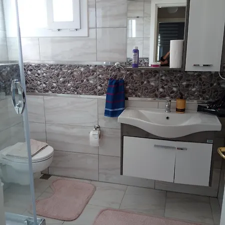 Baran Center Çeşme